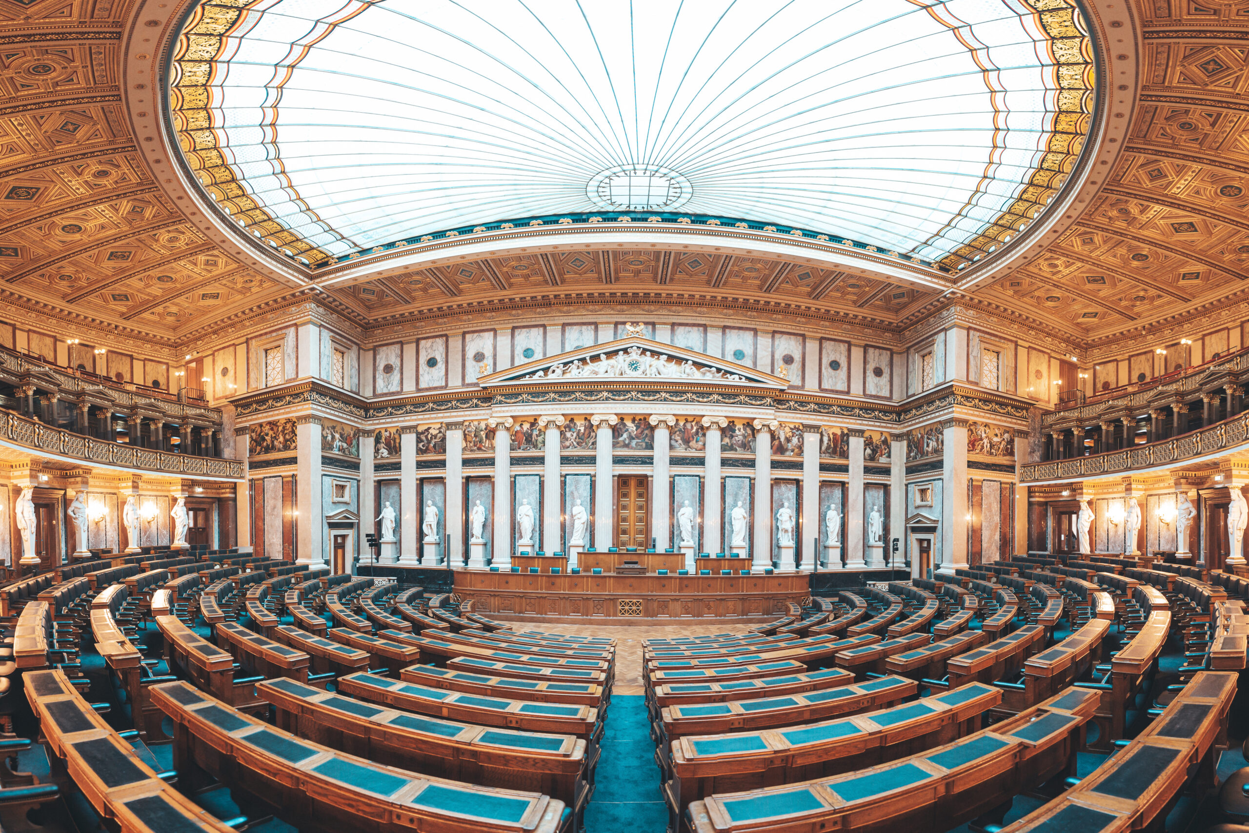 ViennaLensClub_Parlament_(c)FabbroDaniel_6